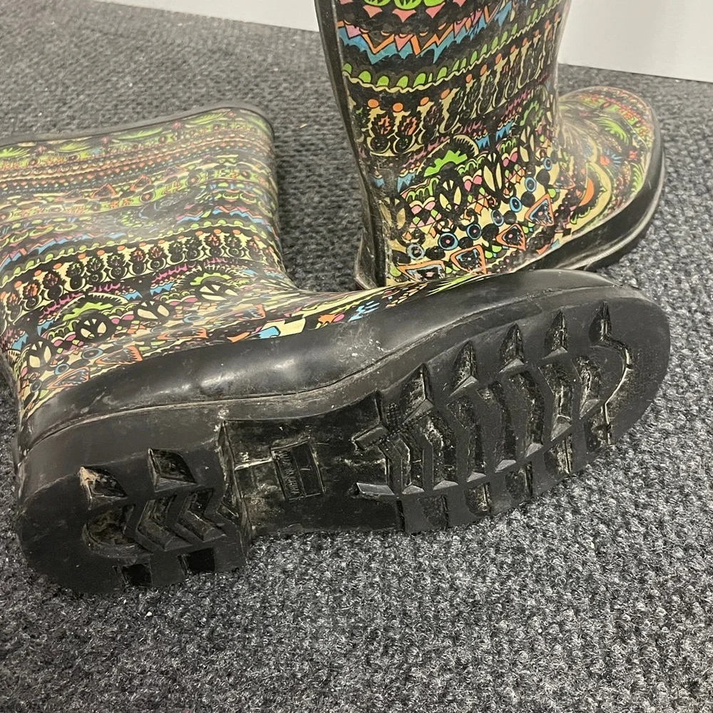 Sakroots step out